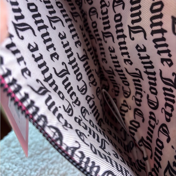 Juicy Couture Wristlet Raspberry Fuchsia Tart & Gold Studs Stamp Cute NWT - Picture 6 of 6